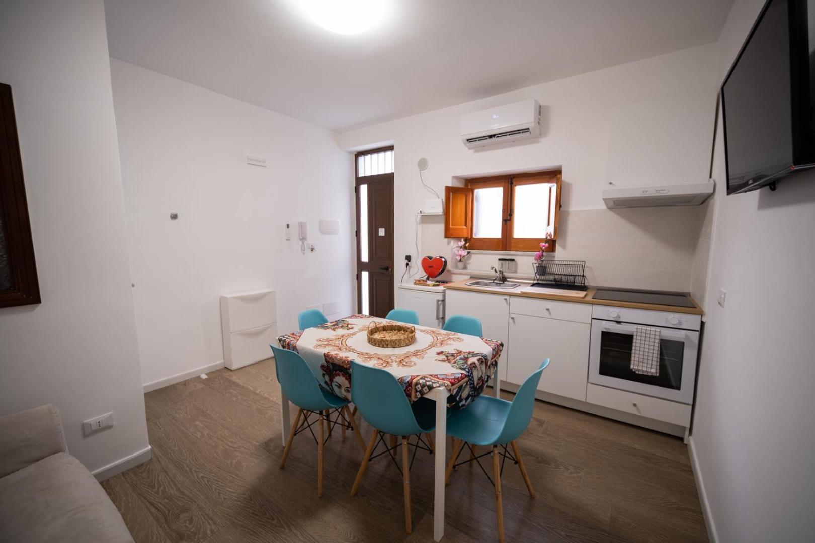 Matilde'S Holiday House Terrasini Extérieur photo